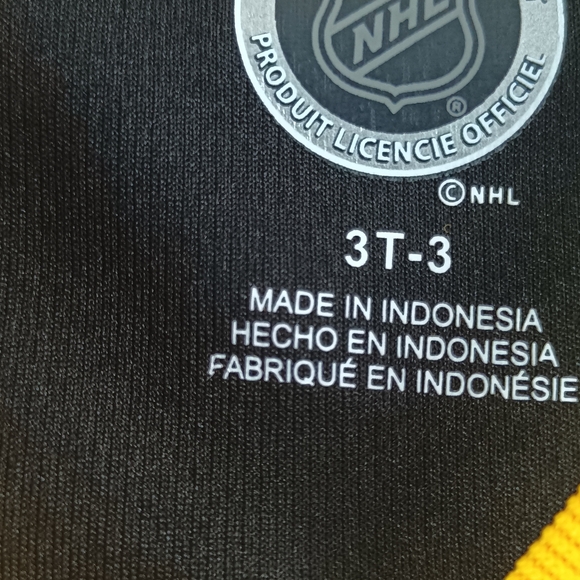 NHL Boston Bruins Youth Jersey - Black and Yellow - Picture 3 of 6